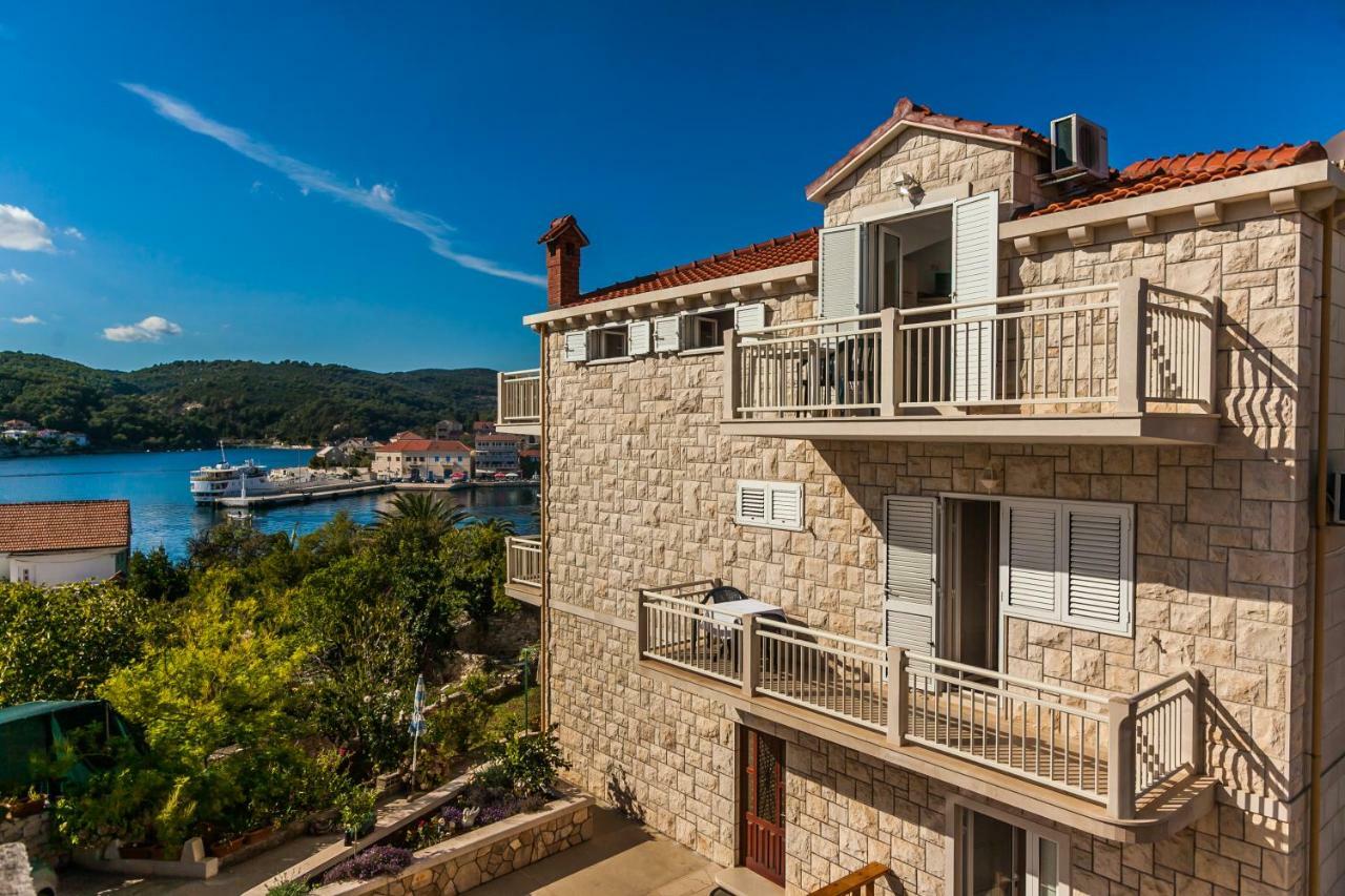 Apartments Sumartin Exterior photo
